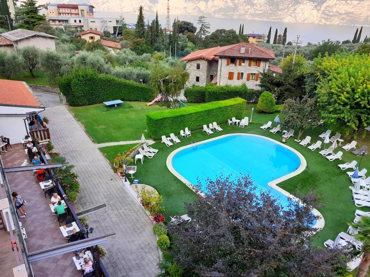 Park Hotel Val Di Monte ***S Малчезине Екстериор снимка
