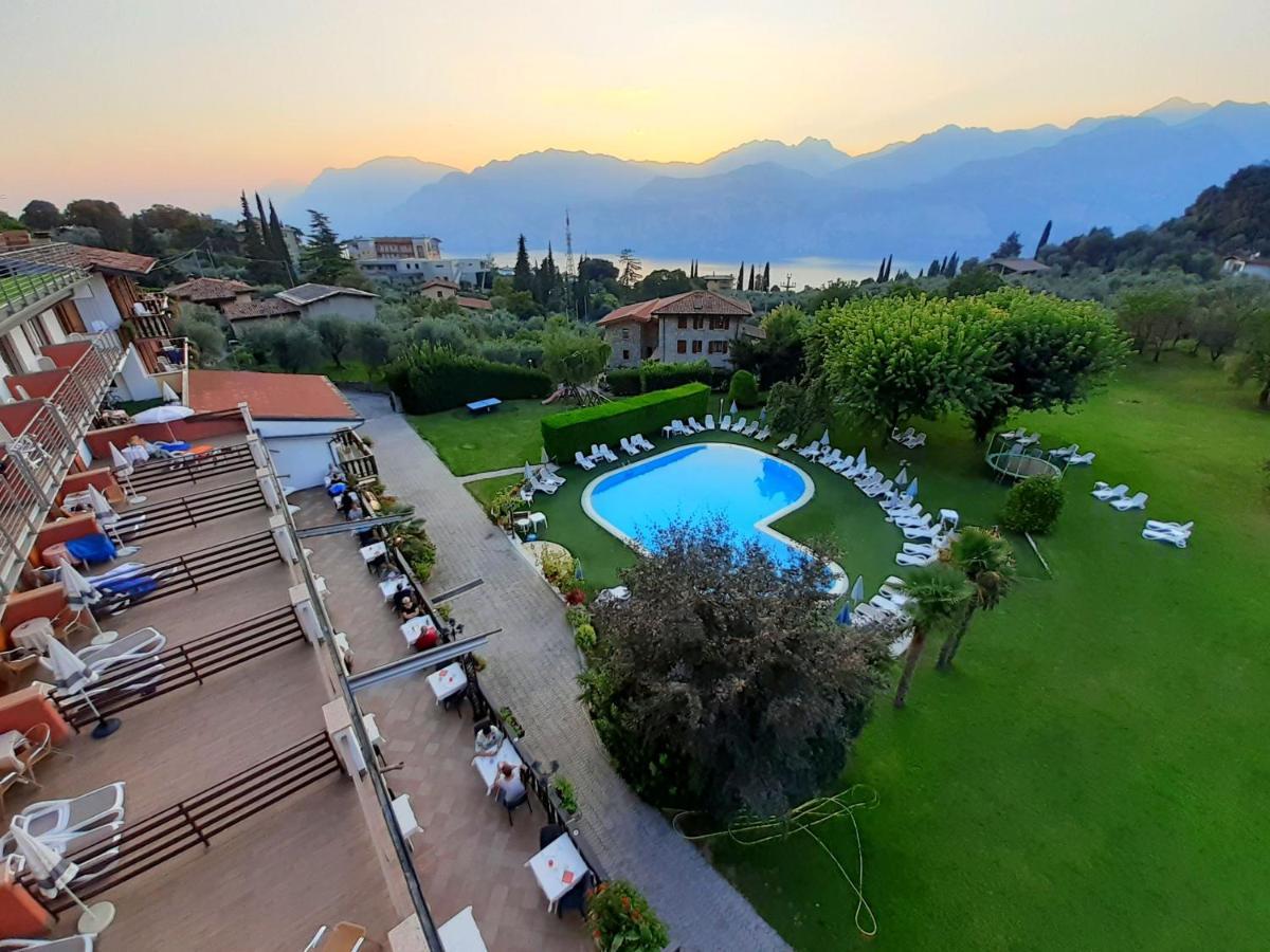 Park Hotel Val Di Monte ***S Малчезине Екстериор снимка