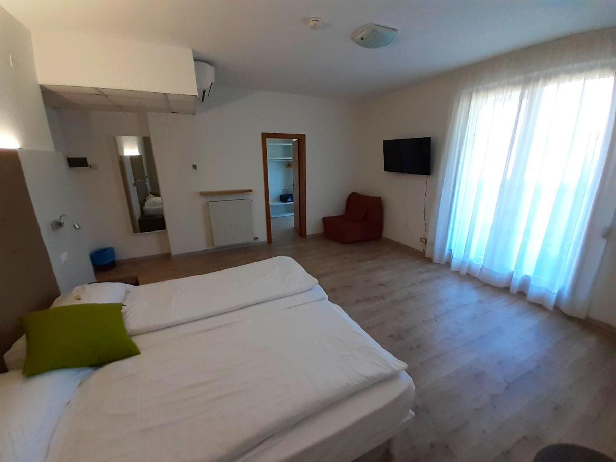 Park Hotel Val Di Monte ***S Малчезине Екстериор снимка